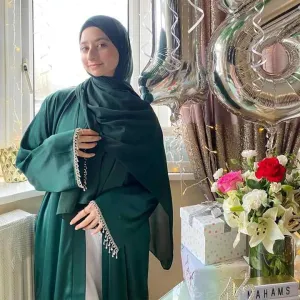 عبايات نسائيه عصريه و انيقه - Modern and elegant women's abayas