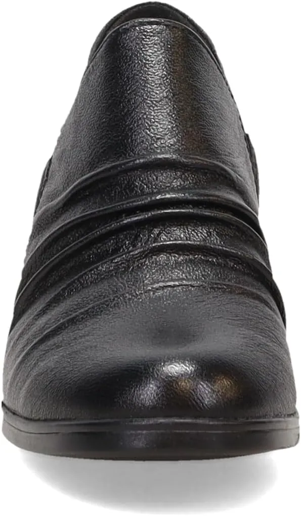 Clarks Womens Emily2 Cove Leather Round Toe Shooties