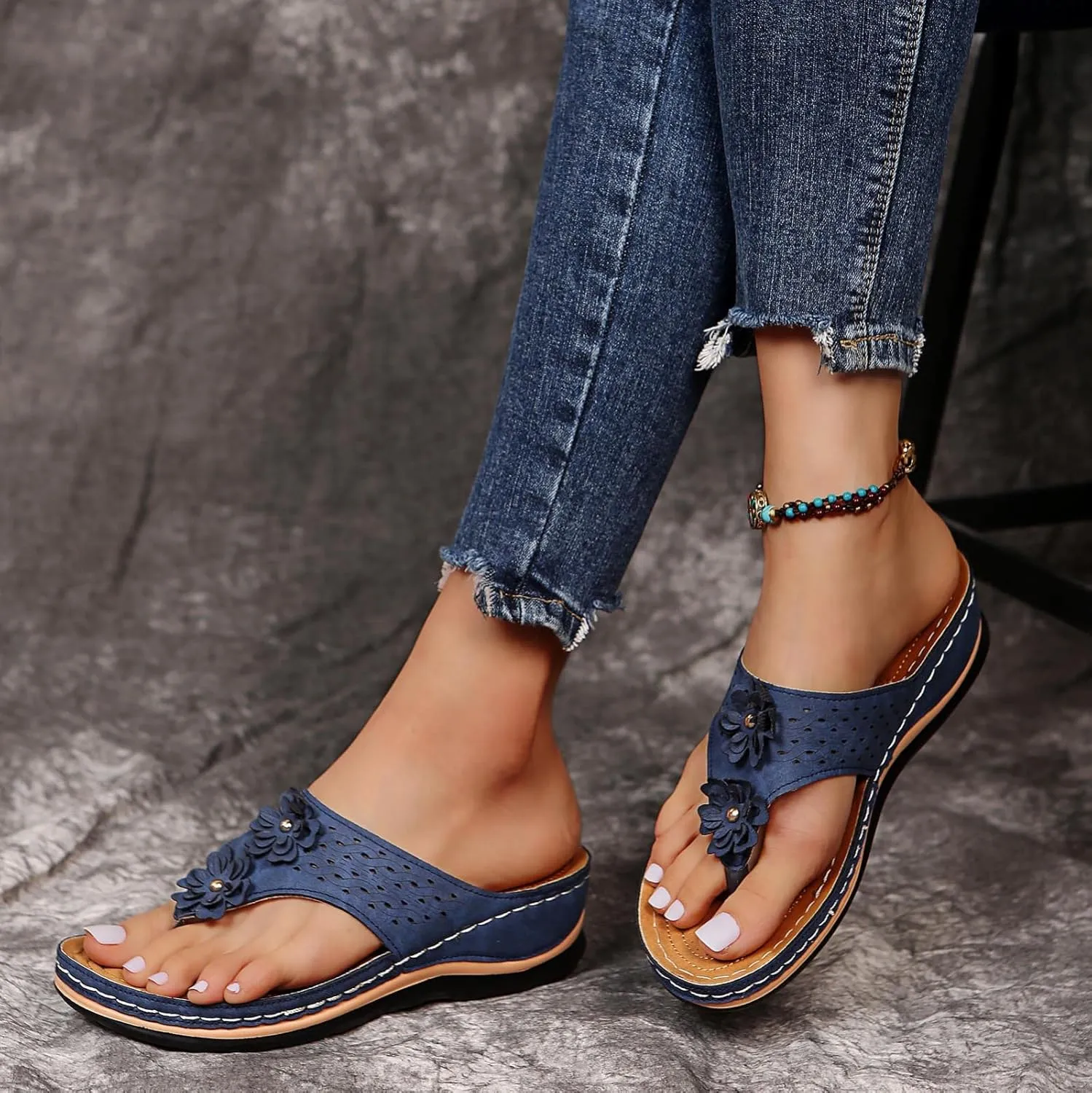 Eduavar Orthopedic Sandals for Women, Black Sandals Women Wide Width Open Toe Sandals Comfy Platform Sandals Travel Shoes