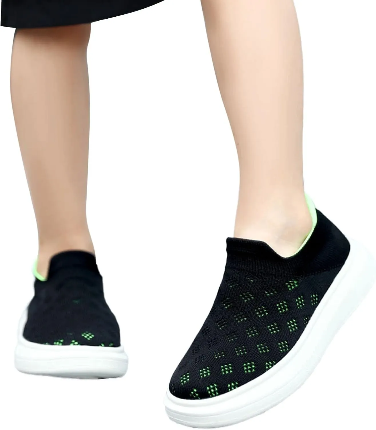 Kids Girls Boys Running Sneakers Lightweight Breathable Mesh Sports Shoes Girls Tennis Shoes Slip On Loafers