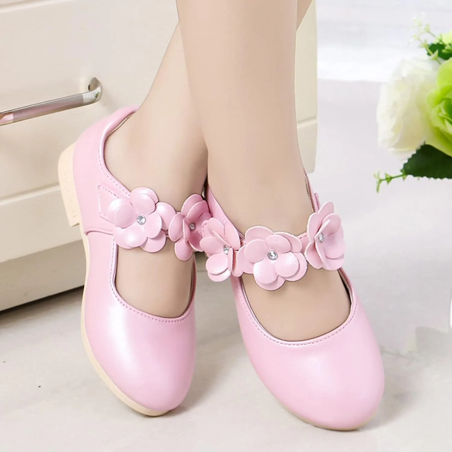 Kids Girls Children Loafers Dancing Performance Shoes Leather Bowknot Flowers Decoration Shoes Princess Single