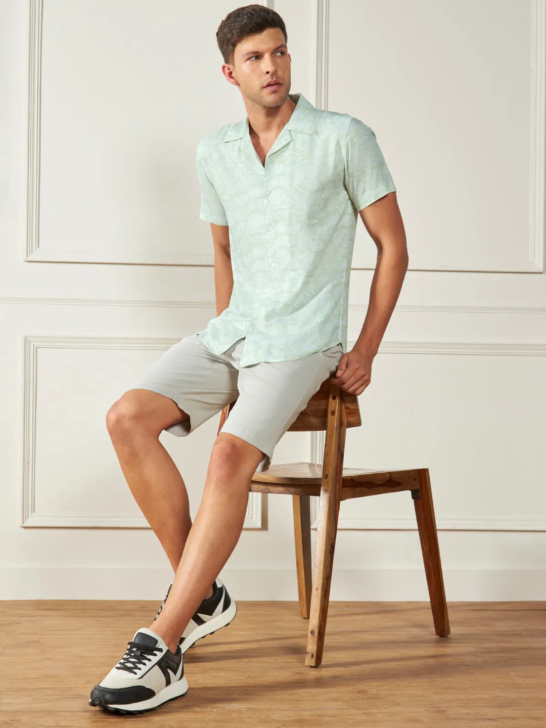 Men's Green Ethnic prints Viscose Casual Shirt