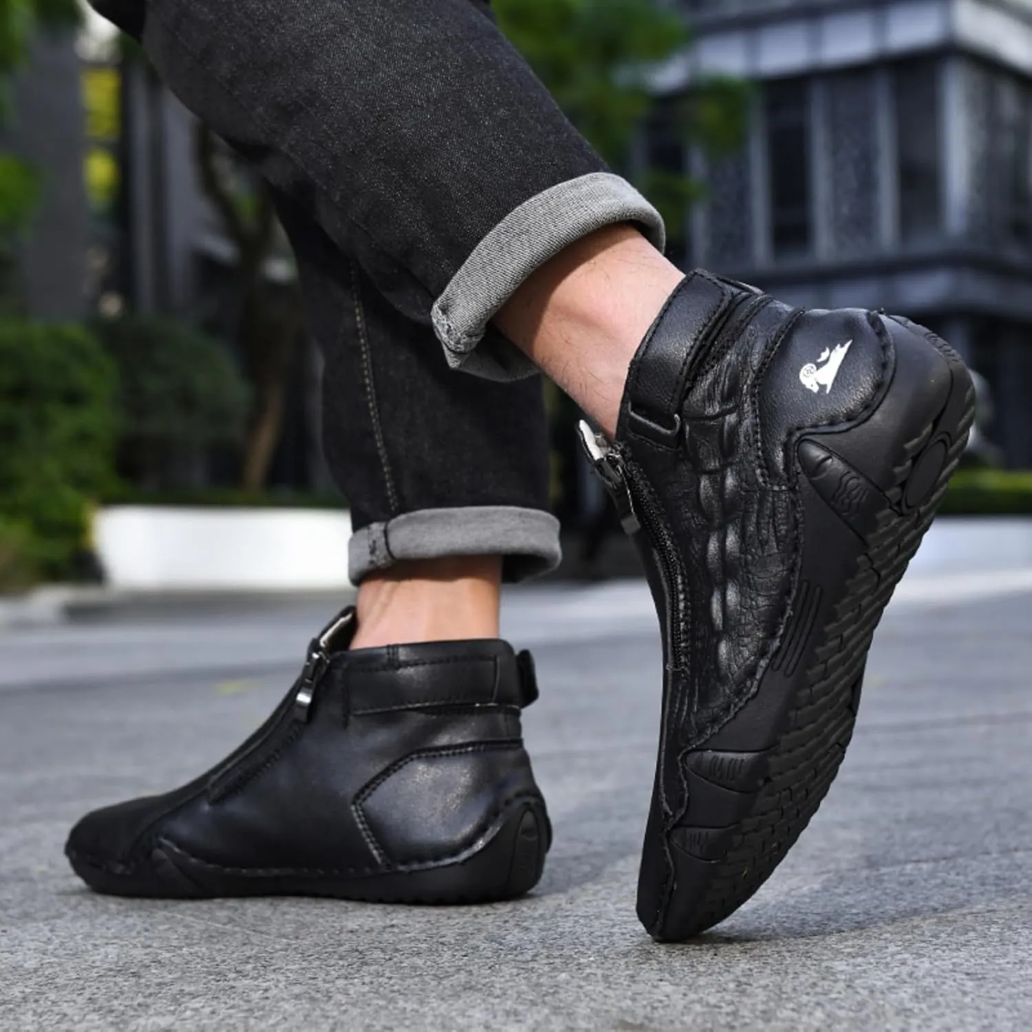 Mens Mid-Top Leather Chukka Ankle Boots with Side Zipper Casual Comfortable Round Toe Non-Slip Flats Loafers for Walking Outdoor Hiking