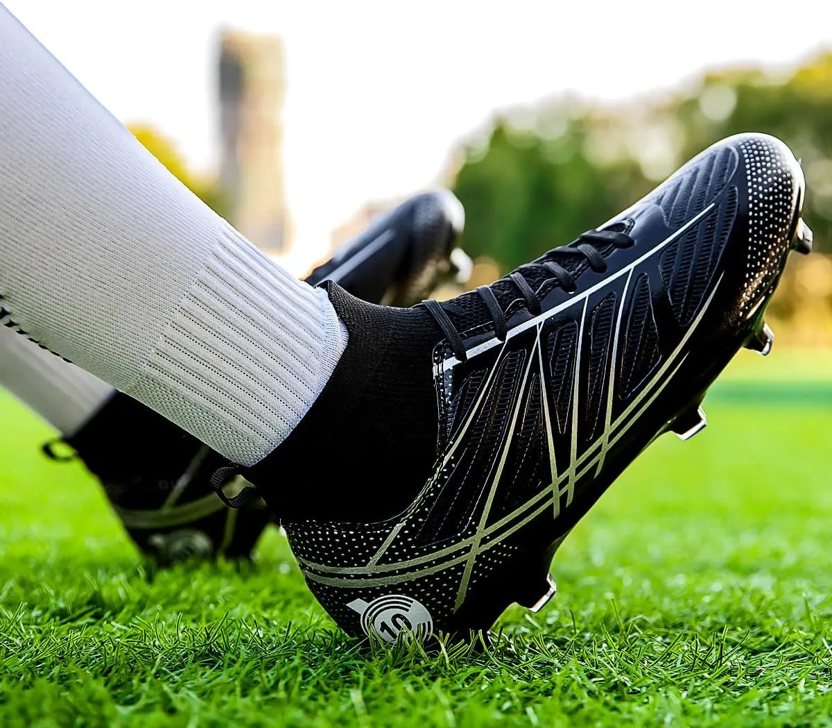Men??s Soccer Shoes Cleats Football Boots Professional Training Outdoor Indoor Sneaker High-Top Spike Breathable Athletic