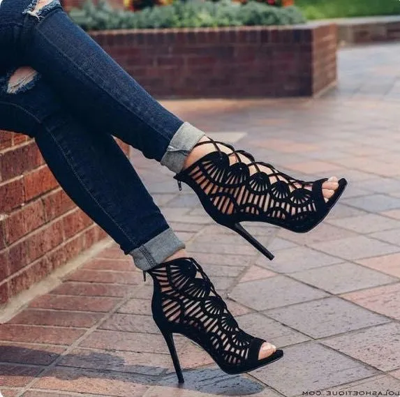 Michelle  Spitzen High Heels mit Stiletto-Absatz