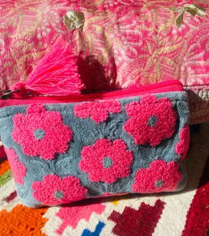 Rambling Flower Pouch - Grey/Pink
