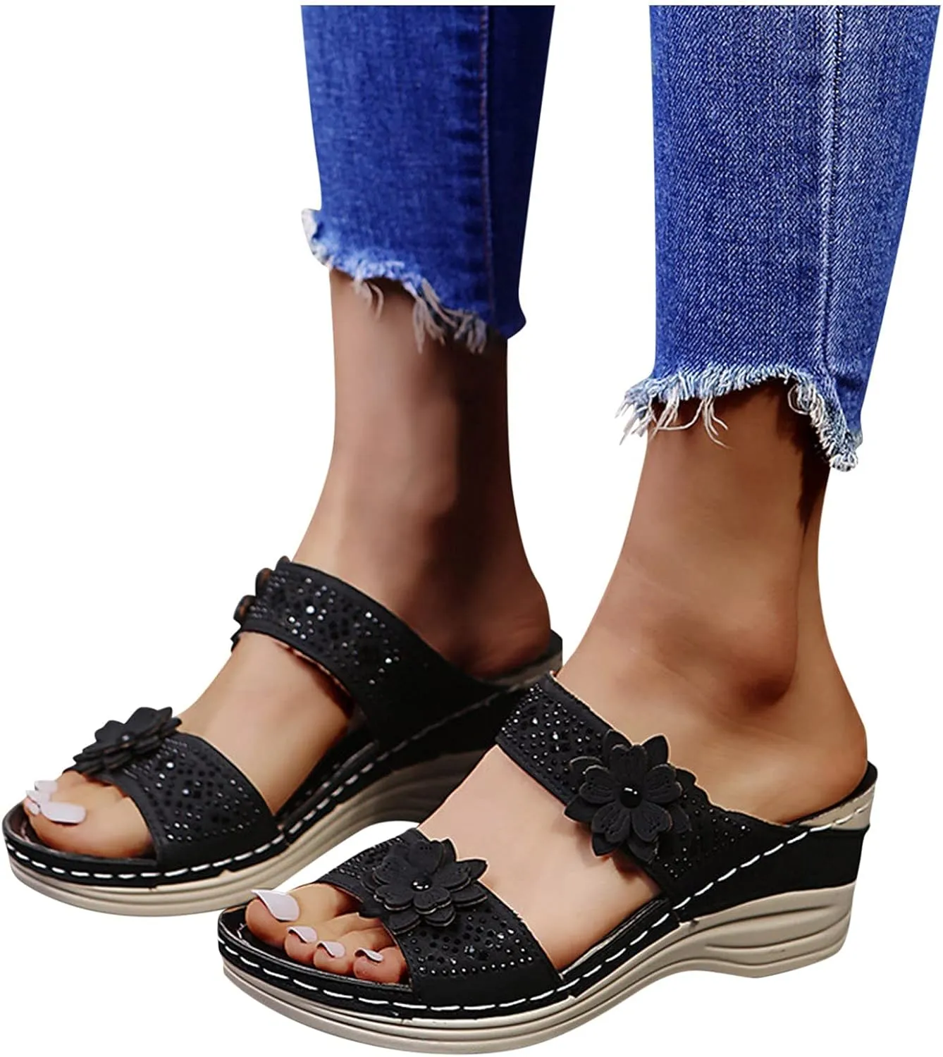 Sandals for Women Arch Support Summer Shoes Slip on Flat Womens Casual Beach Sandal