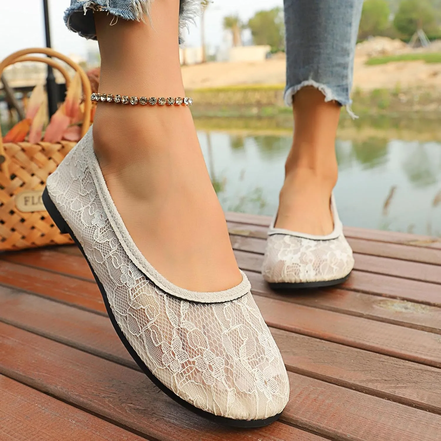 Womens Flats Cut Out Round Toe Slip On Floral Ballet Flat Comfortable Breathable Lace Flats Dressy Daily Walking Shoes