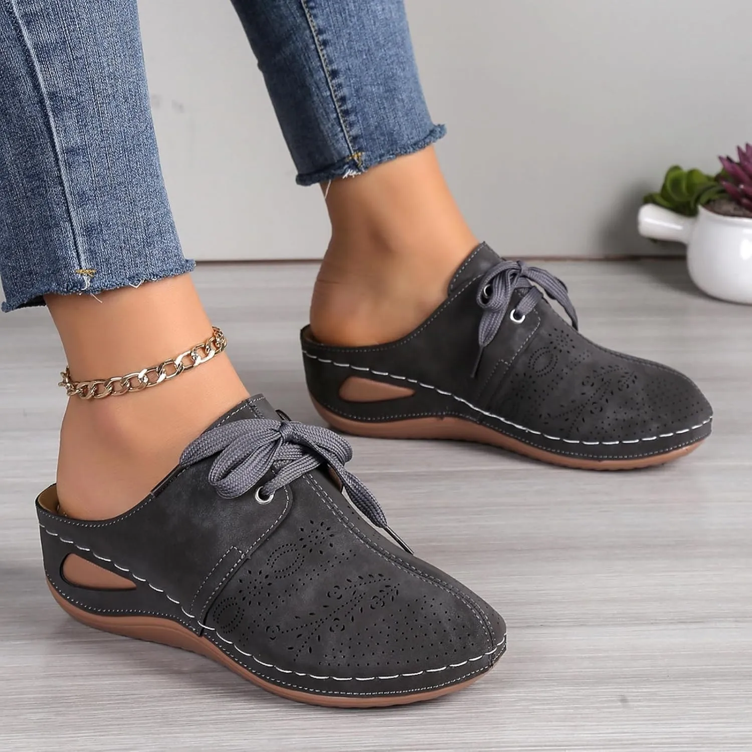 Women's Mules & Clogs Closed Toe Platform Wedge Sandals Comfortable Slip On Slides Breathable Clogs Outdoor Slippers Hollow Out Walking Shoes with Arch Support