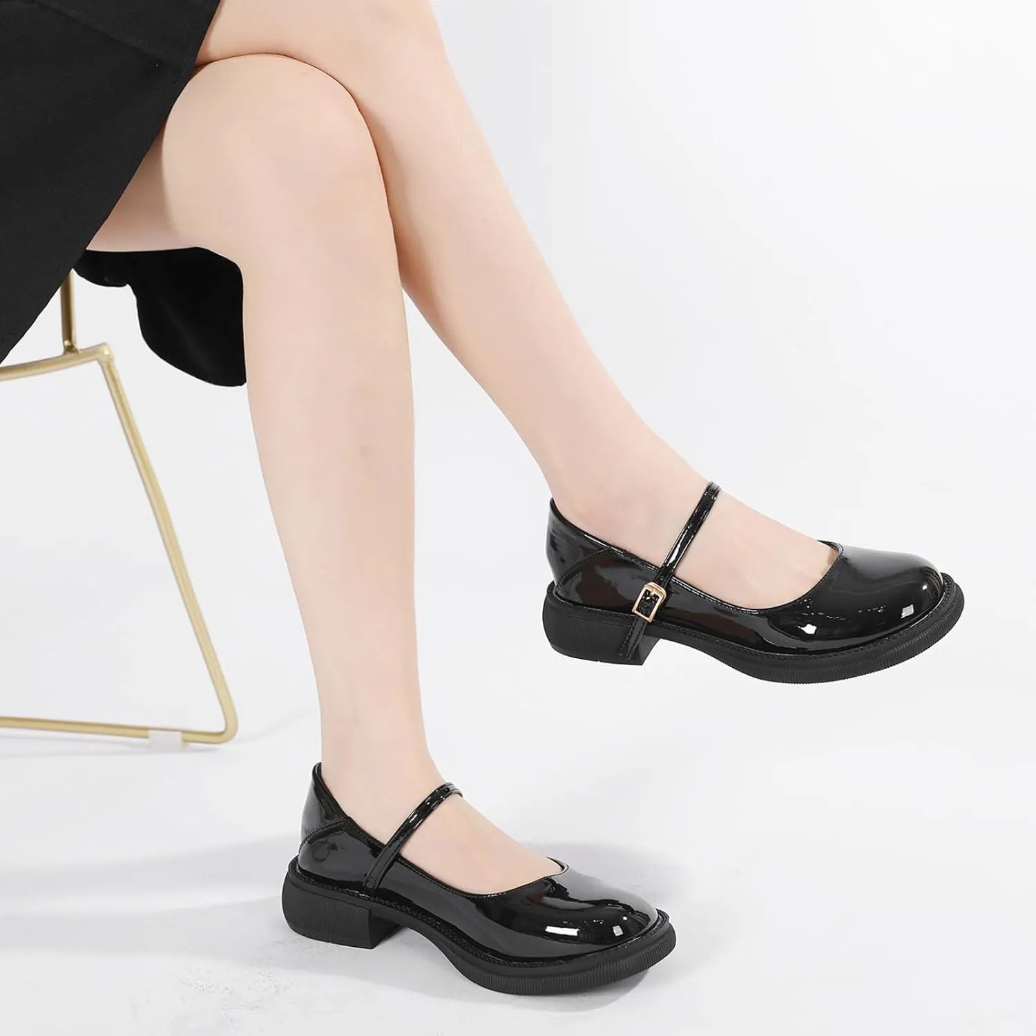 Women's Patent Leather Mary Janes Comfort Round Toe Adjustable Ankle Strap Anti-Slip Platform Low Heel Chunky Pumps Oxford Dress Shoes Suitable for School Uniform Busine